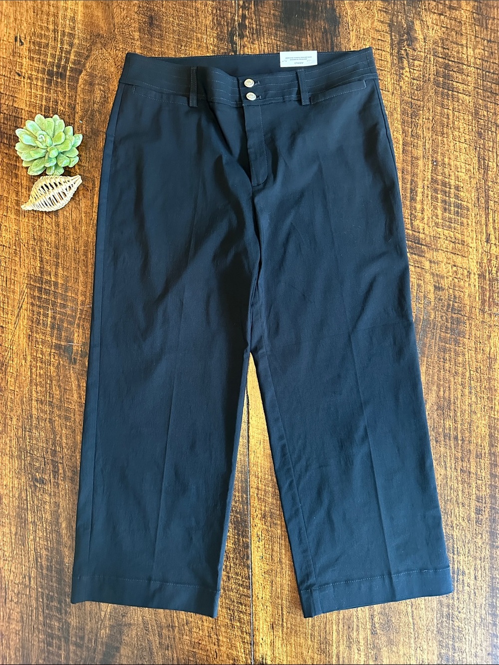 Chico’s | NWT Black Straight Leg Crop Trousers, Gold Accent Buttons, Size 12 (2)